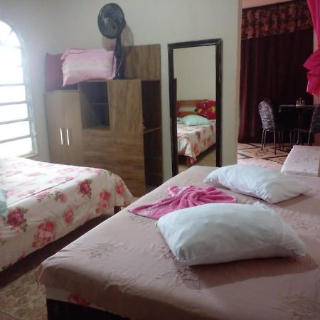 Kitnet Chpda Dos Veadeiros Apartman Alto Paraíso de Goiás Kültér fotó